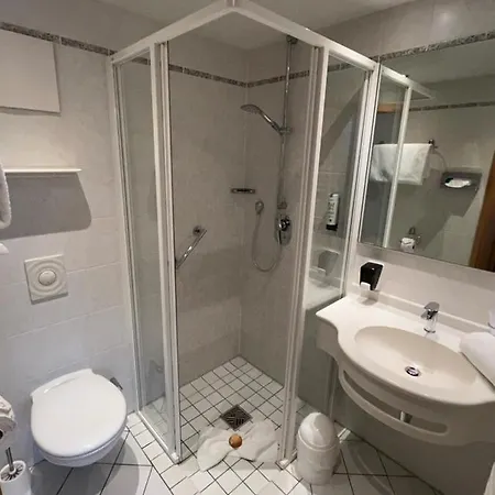Engelberg 24h Check In Otel 3*